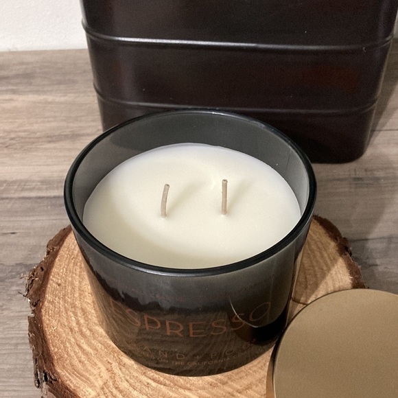 Sand+Fog ESPRESSO SCENTED 2 WICK CANDLE - Picture 6 of 8